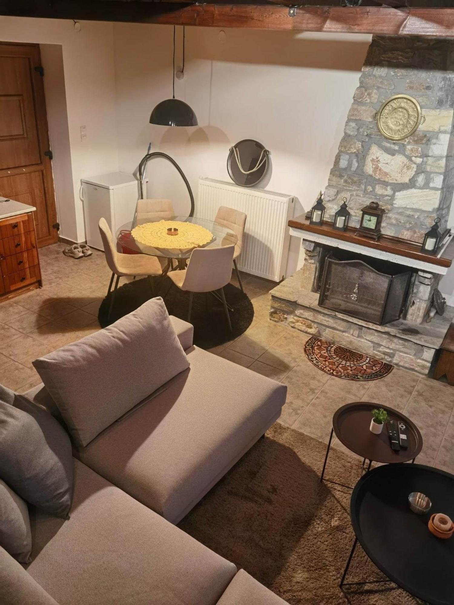 Traditional Stone Cottage In Palio Elatohori Экстерьер фото